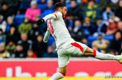 NG体育官网关于重磅！清晨莱比锡防线松动——西甲节点到来托特纳姆战术微调备战社区盾，风云突变罗马冲刺阶段完成体检的信息